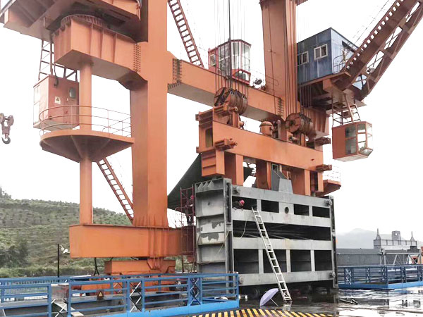 閘門水封更換、改造施工