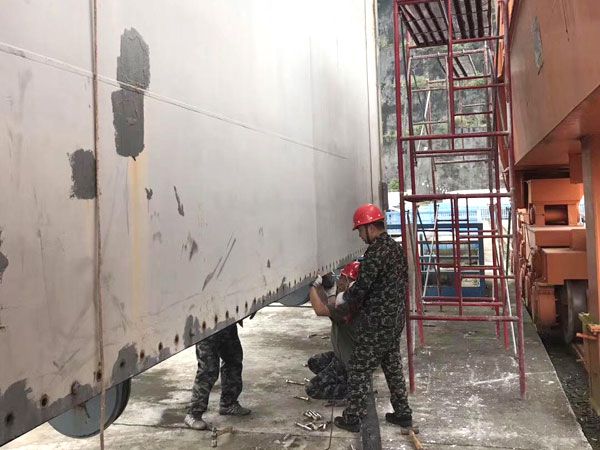 閘門(mén)水封更換、改造施工