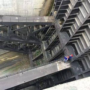 閘門水封更換、改造施工